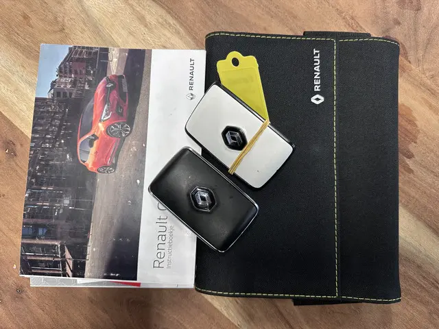 Renault Clio 1.3 TCe Intens 2019 Benzine 32