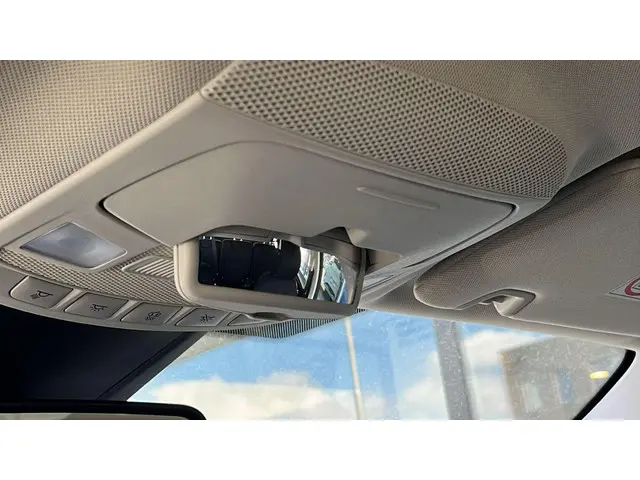 Ford S-Max 2.5 Hybride Connected 2022 Hybride Benzine 31