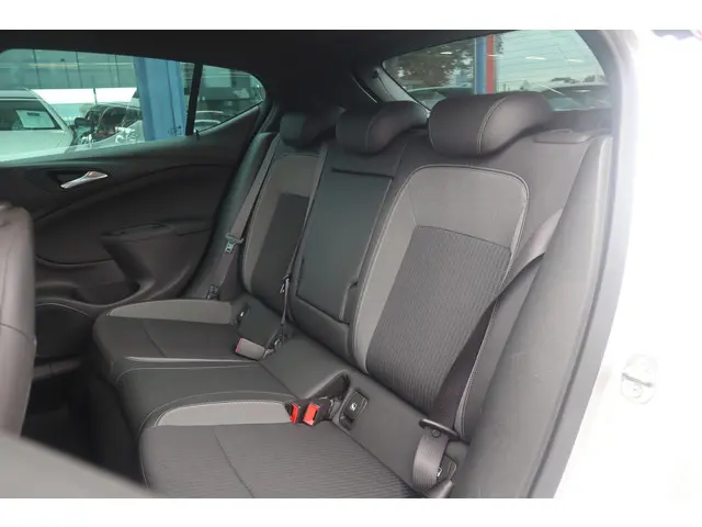 Opel Astra 1.2 Elegance 2020 Benzine 5