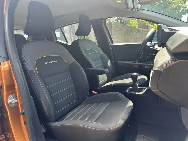 Dacia Sandero 1.0 TCe 90 Comfort 2022 Benzine 13