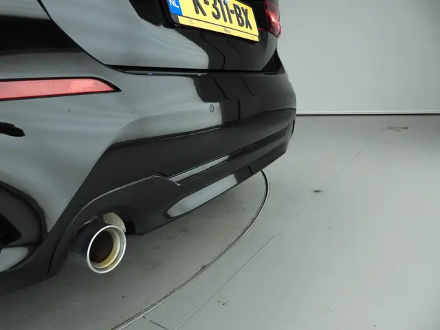 BMW 1 Serie 5-deurs 116i 2020 Benzine 37