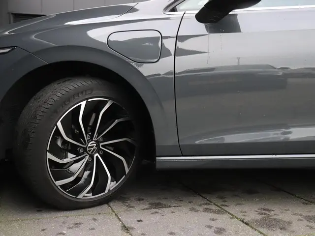 Volkswagen Golf 1.4 eHybrid 2021 Hybride Benzine 20