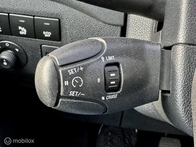 Citroën Berlingo combi 1.2 PureTech Feel 2016 Benzine 23