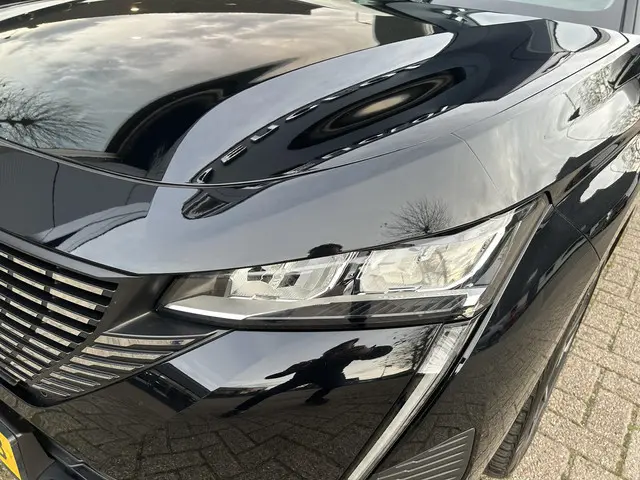 Peugeot 308 SW 1.2 Turbo 130 PK Allure 2024 Benzine 38
