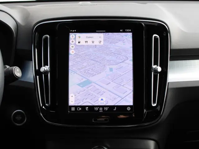 Volvo XC40 2.0 B4 Plus Dark 2024 Benzine 19