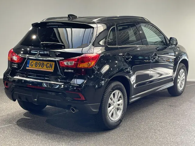 Mitsubishi ASX 2