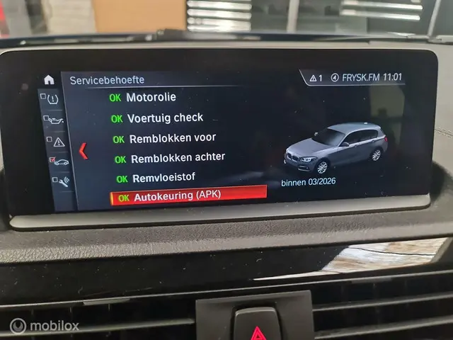 BMW 1 Serie 118i Executive Sportline 2019 Benzine 23