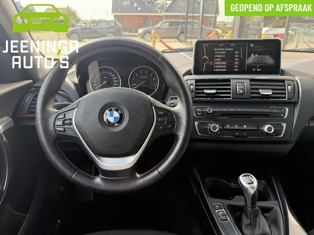 BMW 1 Serie 114i 180pk Executive Upgrade 2013 Benzine 15