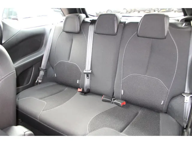 DS DS 3 1.2 PureTech Business 2016 Benzine 9