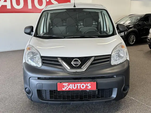 Nissan NV250 1.5 dCi 95 L1H1 2021 Diesel 8