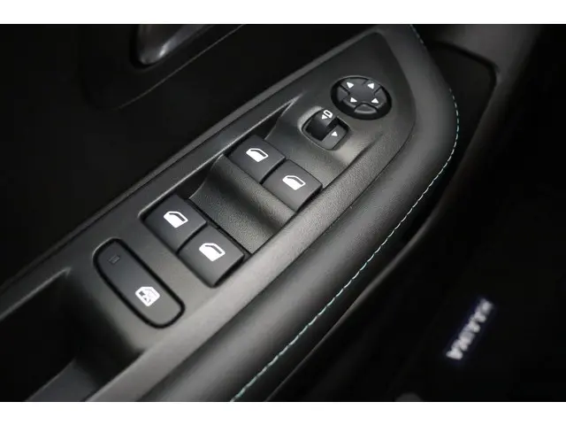 Peugeot 208 1.2 PureTech Allure Pack 2021 Benzine 17