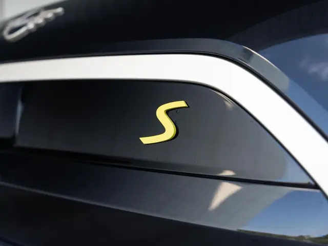 MINI Aceman SE 2025 Elektrisch 18