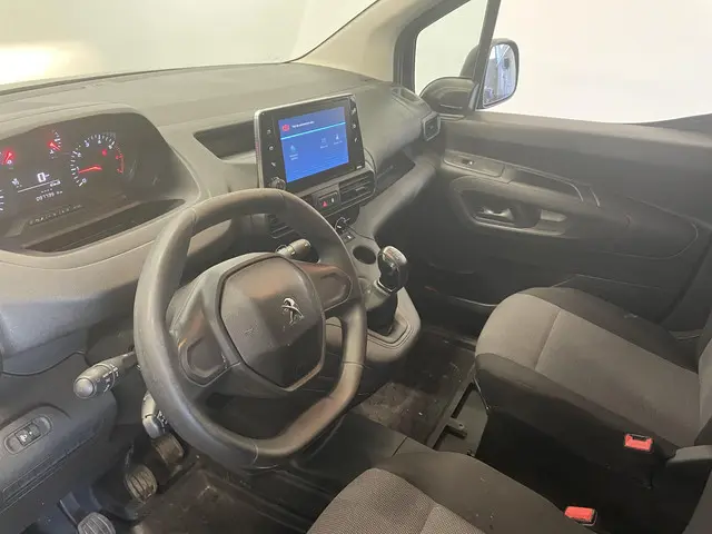Peugeot Partner 1.6 BlueHDI Premium 2019 Diesel 18