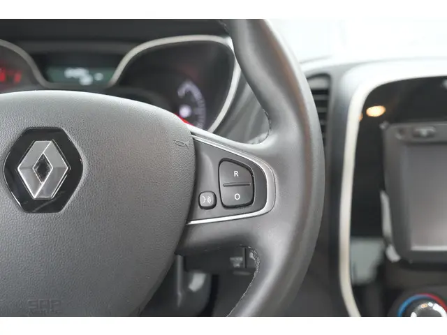 Renault Captur TCe 90 Bose 2018 Benzine 29