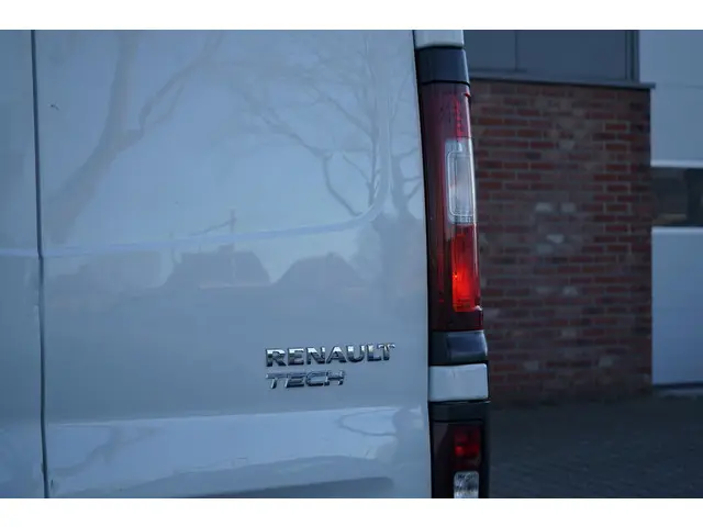 Renault Trafic 1.6 dCi T27 L1H1 Comfort 2016 Diesel 11