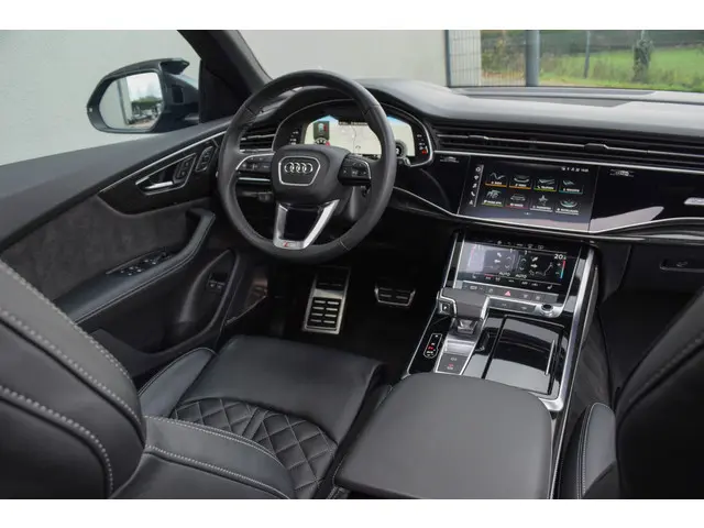 Audi Q8 55 TFSI e Quattro 2021 Hybride Benzine 5