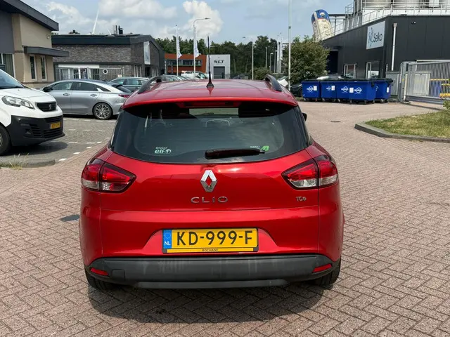 Renault Clio Estate 0.9 TCe Expression 2016 Benzine 5