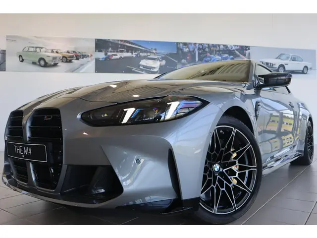 BMW M4 Coupé xDrive Competition 2025 Benzine 31