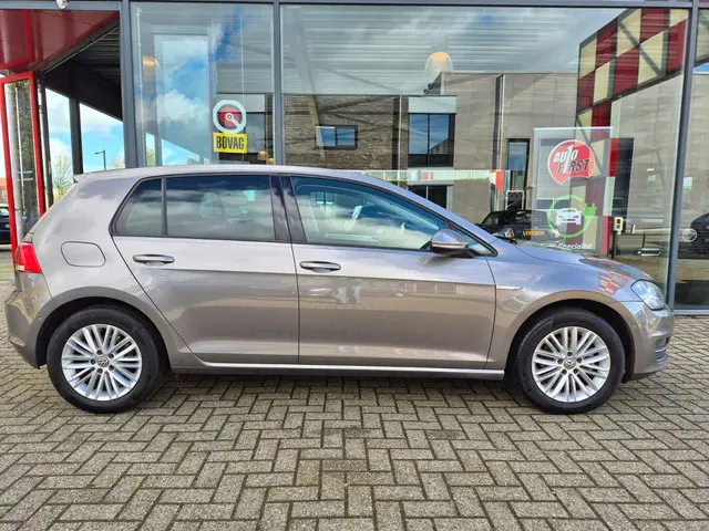 Volkswagen Golf 1.2 TSI Comfortline 2014 Benzine 9