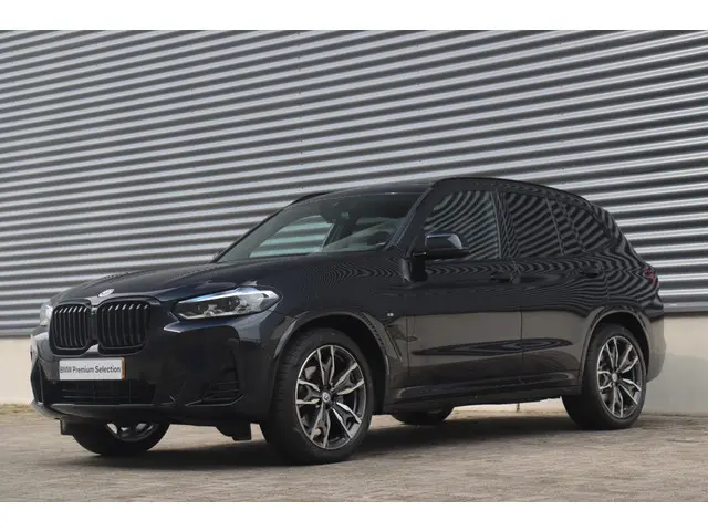 BMW X3 xDrive20i 2023 Benzine 46