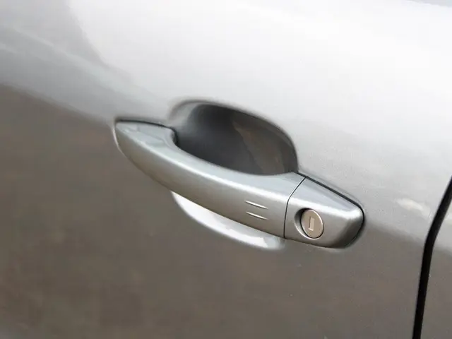 Jeep Avenger 1.2 e-Hybrid Summit 2025 Hybride Benzine 26