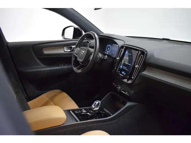 Volvo XC40 1.5 T3 163pk AUT8 Inscription 2020 Benzine 23