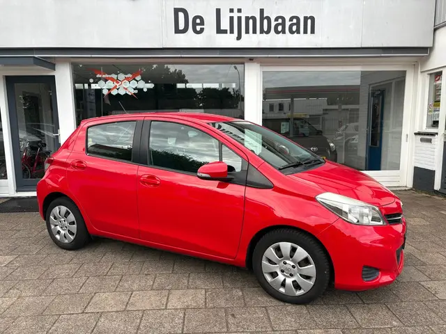 Toyota Yaris 1.3 VVT-i Aspiration 2012 Benzine 7