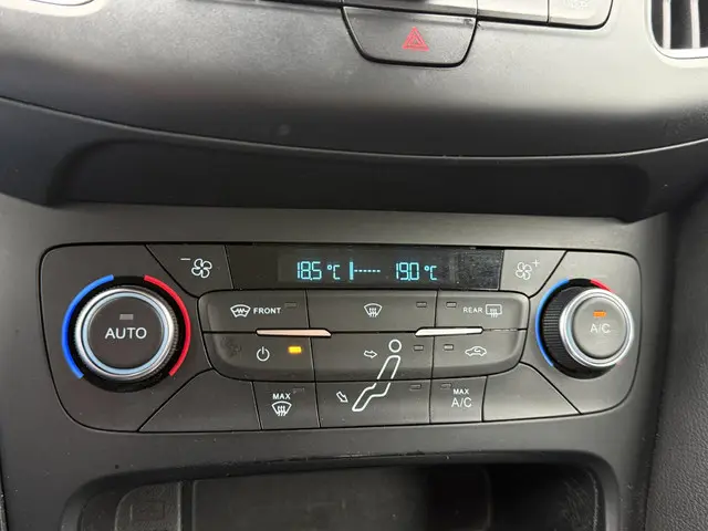 Ford Focus Wagon 1.0 Titanium 2016 Benzine 21