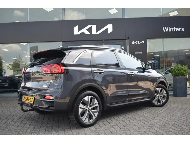 Kia e-Niro ExecutiveLine 64 kWh 3-Fase 2020 Elektrisch 3