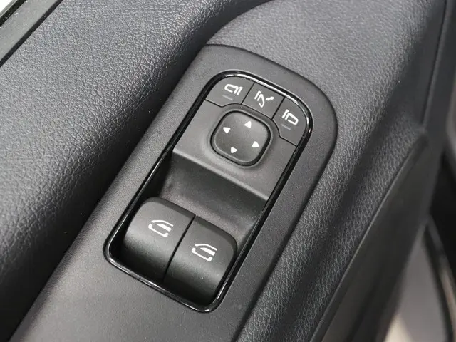 Mercedes-Benz Sprinter 315 1.9 CDI L2H2 2024 Diesel 21