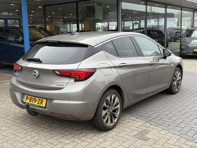 Opel Astra 1.4 Edition 2016 Benzine 3