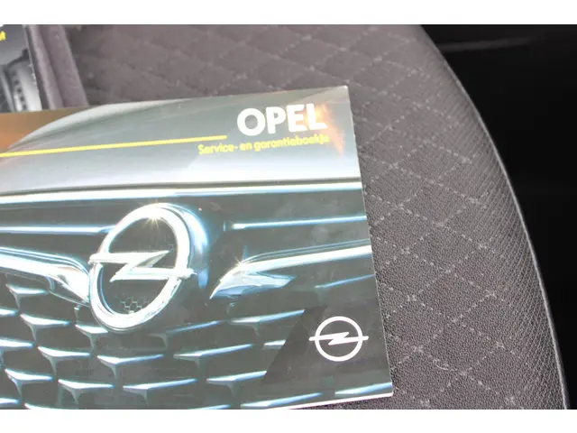 Opel Grandland X 1.2T 130 INNOVATION 2019 Benzine 12