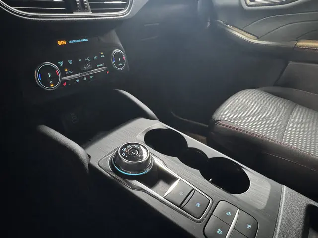 Ford Kuga 2.5 PHEV ST-Line 2022 Hybride Benzine 22