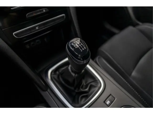 Renault Mégane 1.0 TCe Zen 2022 Benzine 22