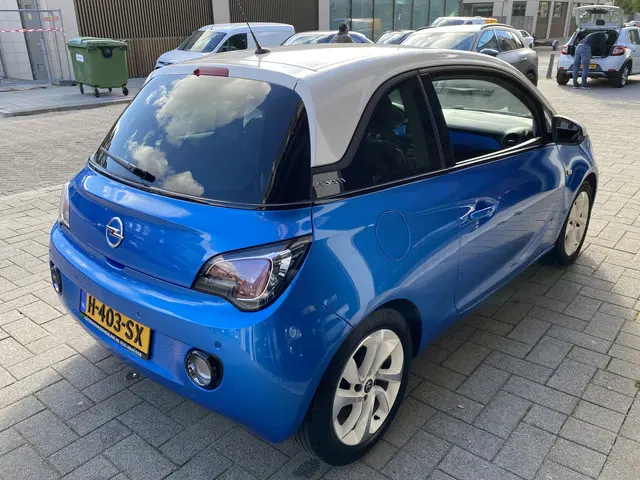 Opel ADAM 1.2 2016 Benzine 6