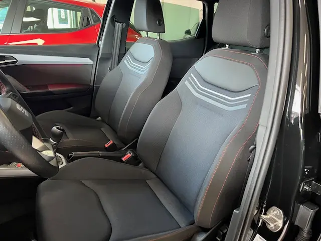 SEAT Arona 1.0 TSI FR 81 KW / 110 PK 2023 Benzine 7