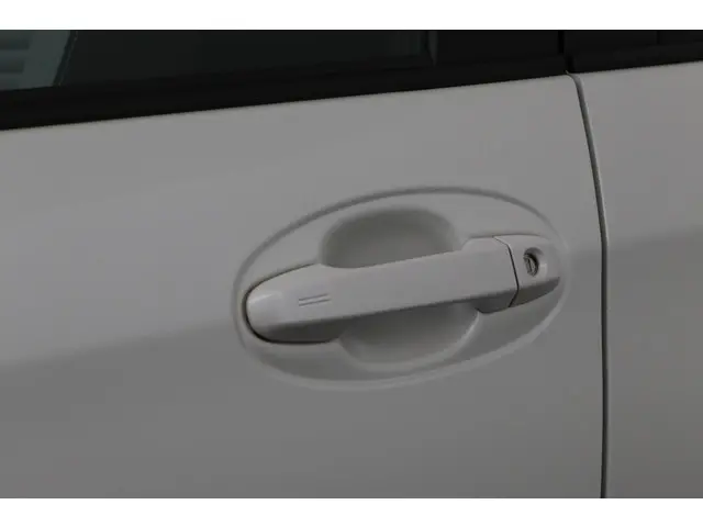 Toyota Yaris 1.5 Hybrid Dynamic 2016 Hybride Benzine 36