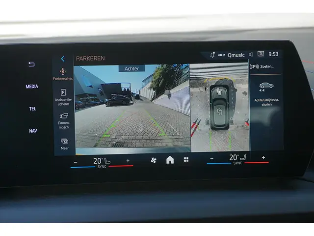 BMW 1 Serie 5-deurs 120 2025 Benzine 17