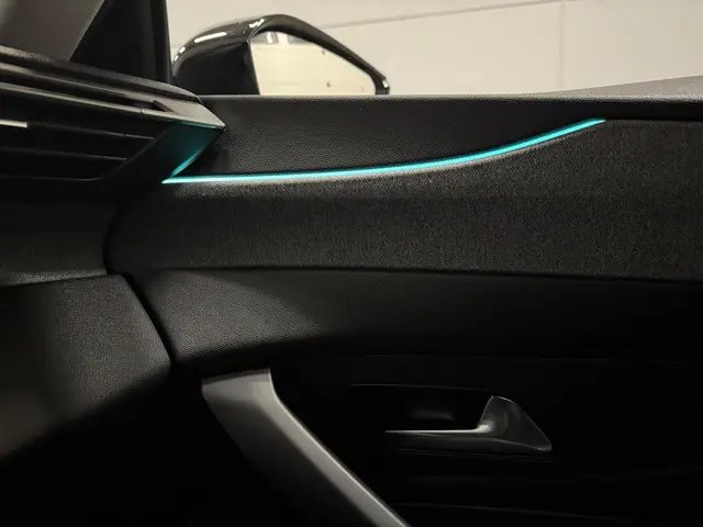 Peugeot 308 1.5 BlueHDi Allure Pack Business 2022 Diesel 9