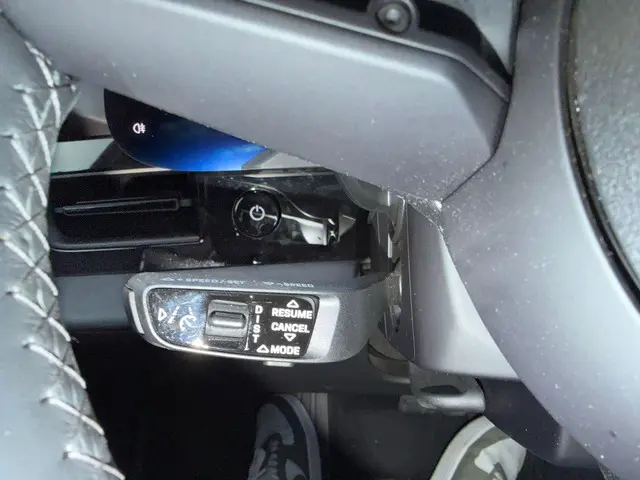 Porsche Taycan Performance 84 kWh 2023 Elektrisch 16