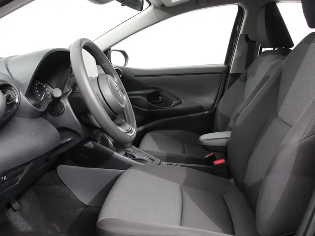 Mazda 2 Hybrid 1.5 Prime-line 2024 Hybride Benzine 20