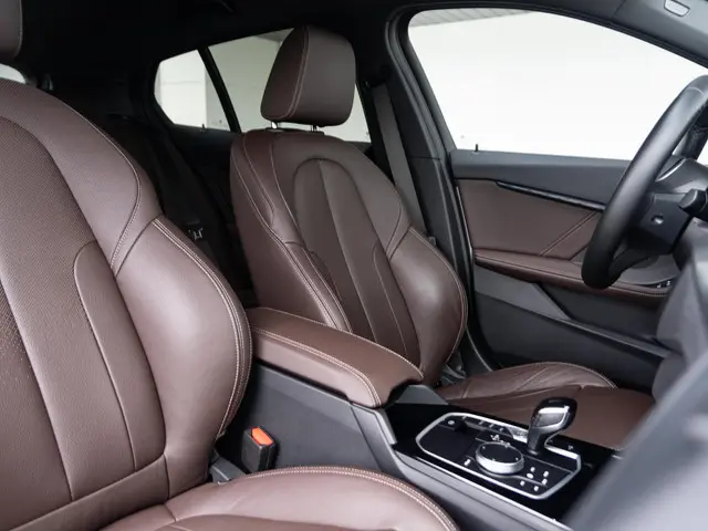 BMW 1 Serie 118i 2022 Benzine 10