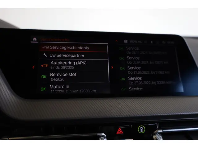 BMW 1 Serie 5-deurs 120i 2021 Benzine 14