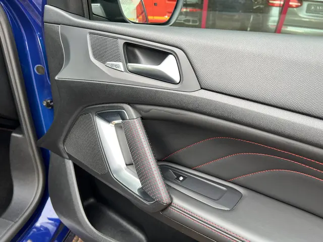 Peugeot 308 1.6 e-THP GTi 250 2016 Benzine 31