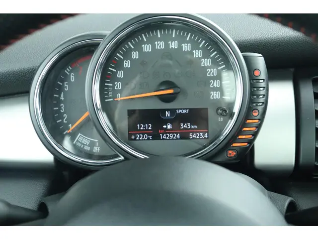 MINI Cooper S 2.0 CHILI SERIOUS BUSINESS 2015 Benzine 23