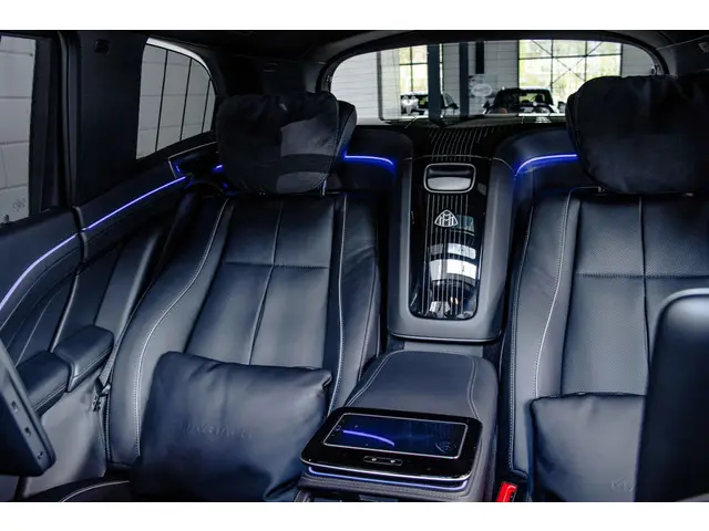Mercedes-Benz GLS 600 Maybach 2021 Benzine 39