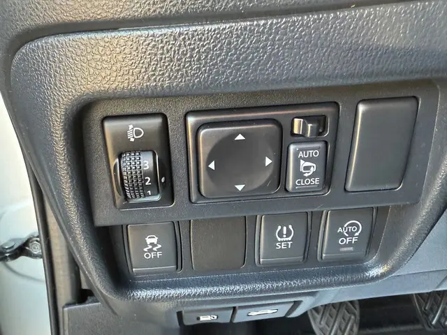 Nissan Juke 1.2 DIG-T S/S N-Connecta 2016 Benzine 17