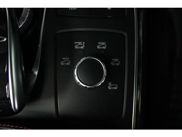 Mercedes-Benz GLE Coupé 450 AMG 4MATIC 2016 Benzine 28