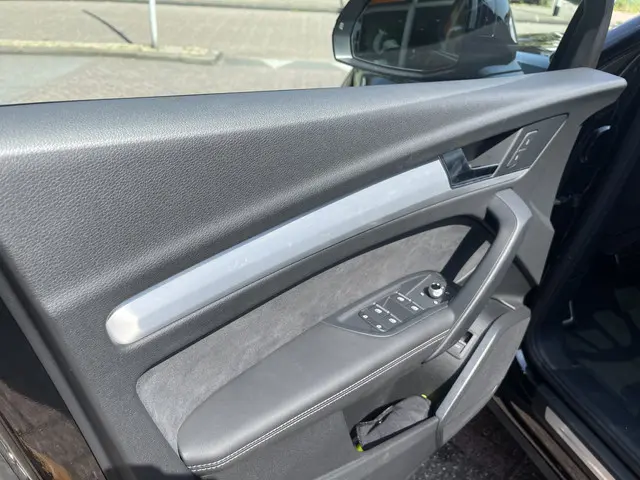 Audi Q5 45 TFSI S Line edition 2021 Benzine 13