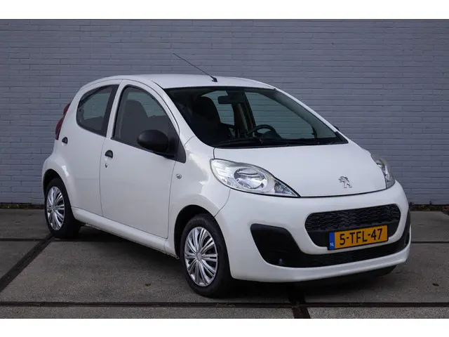 Peugeot 107 1.0 Facelift Airco 2014 Benzine 15
